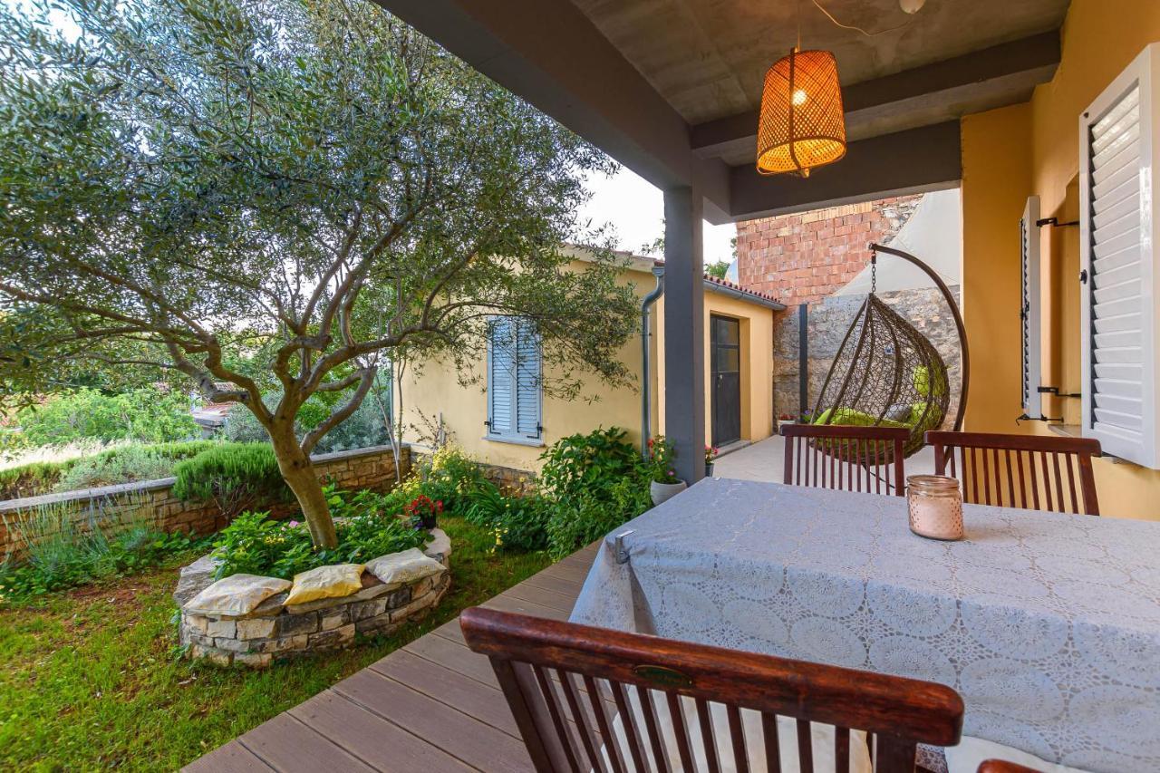 Macan, Beautiful Oasis Apartment